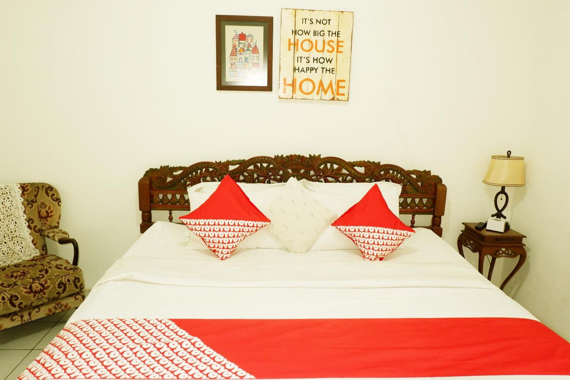 Cemara'S Homestay باتو المظهر الخارجي الصورة