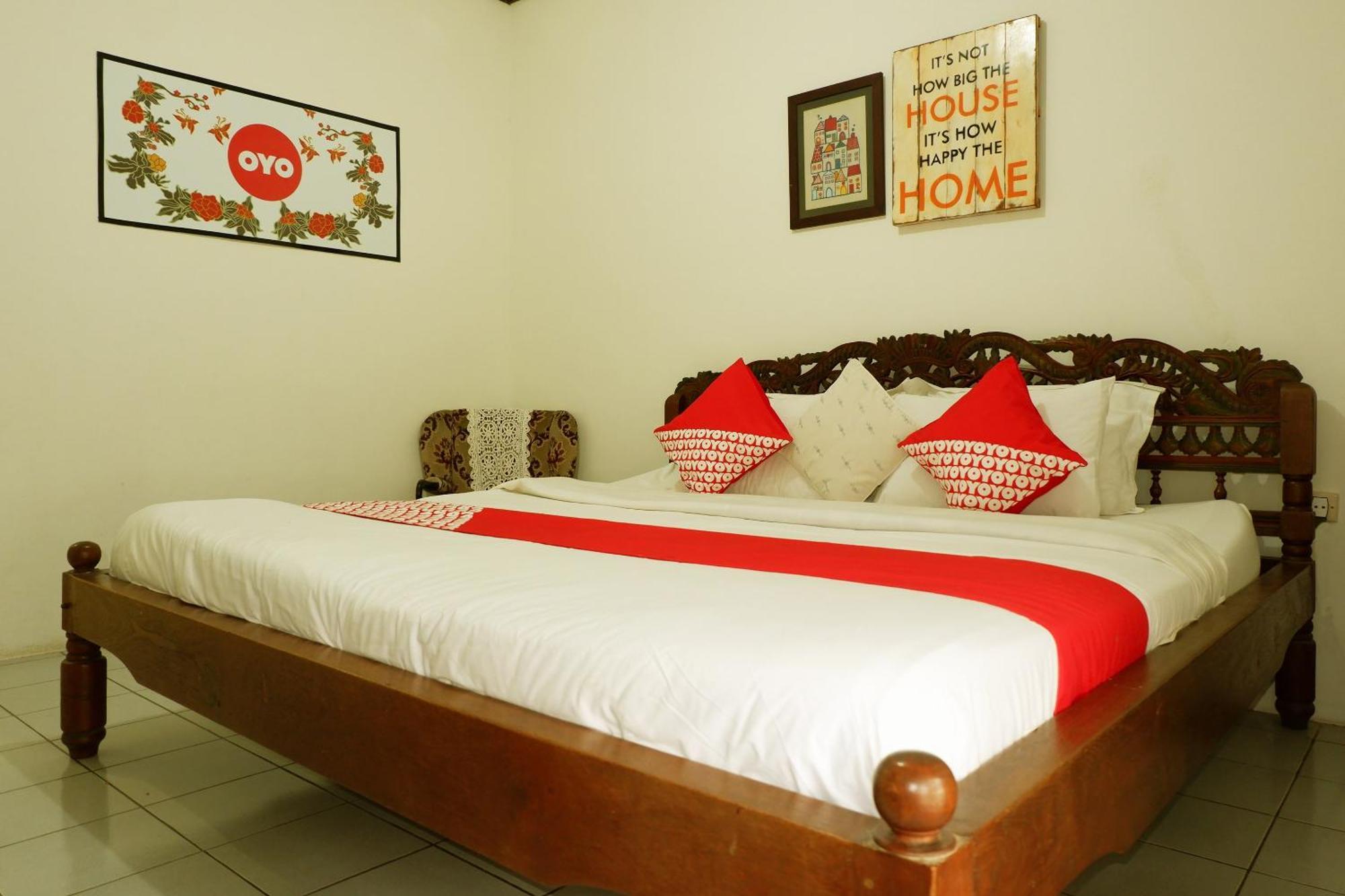 Cemara'S Homestay باتو المظهر الخارجي الصورة