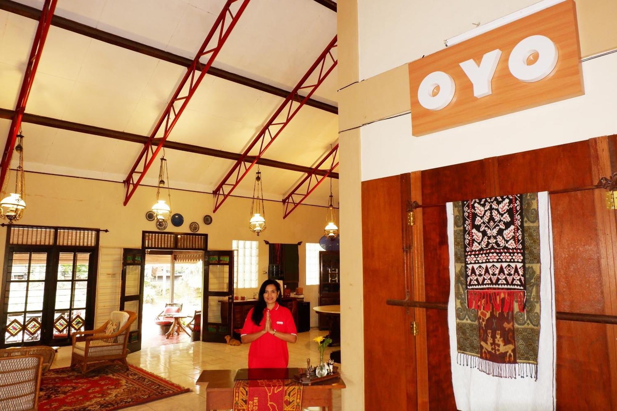 Cemara'S Homestay باتو المظهر الخارجي الصورة
